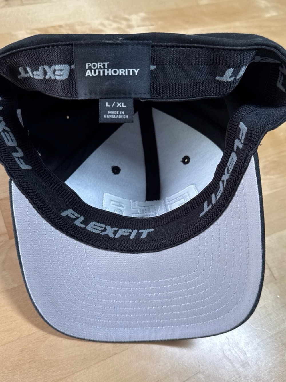 Port Authority Two-Tone Flexfit Cap - Black & Light Gray